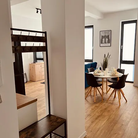 Warszawska Apartment *